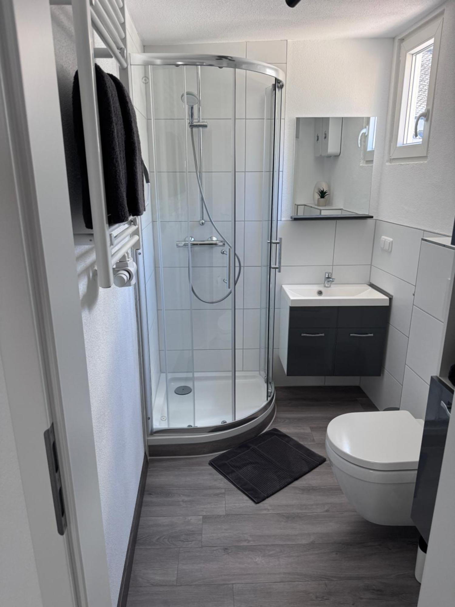 Ferienwohnung Direkt An Der Mosel Im Zentrum Von Zell Exteriér fotografie
